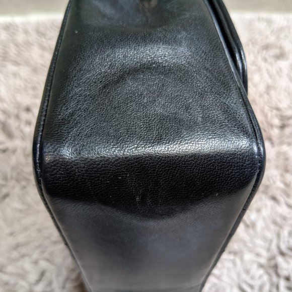 Chanel Diana Flap - SOLD - Picture 3 of 6